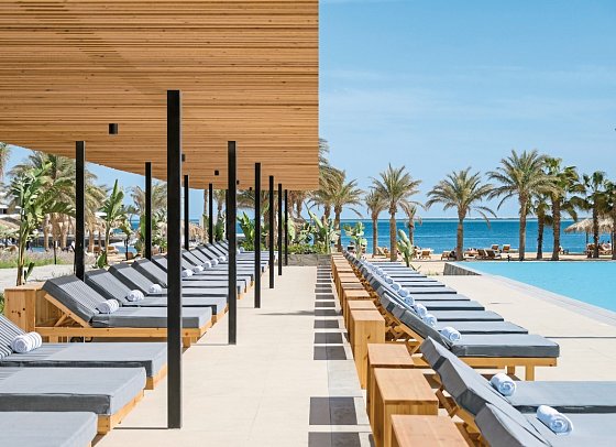 Serry Beach Resort