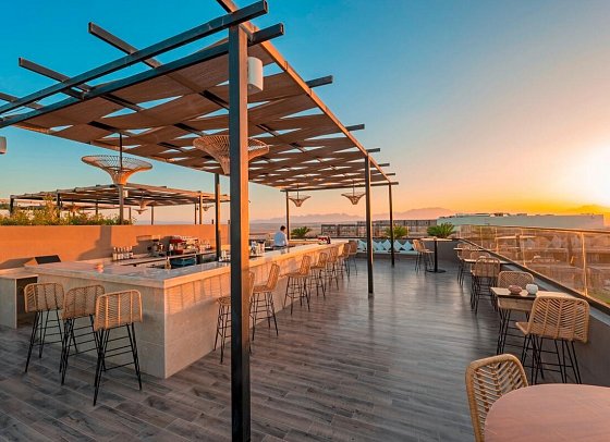 Sentido Naga Bay