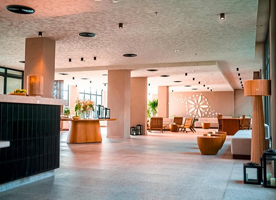 Sentido Naga Bay