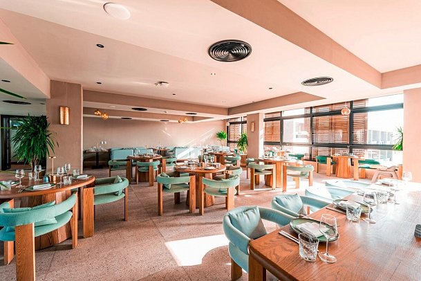 Sentido Naga Bay