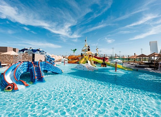 Sentido Naga Bay