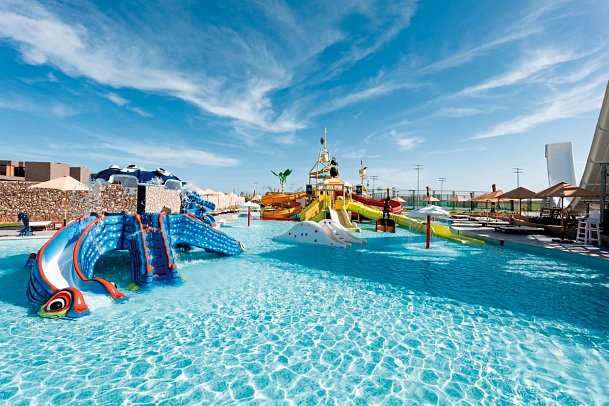Sentido Naga Bay