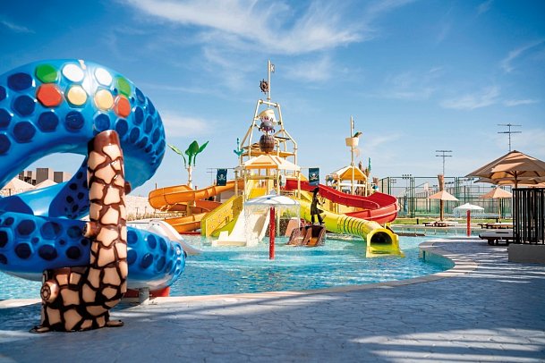 Sentido Naga Bay
