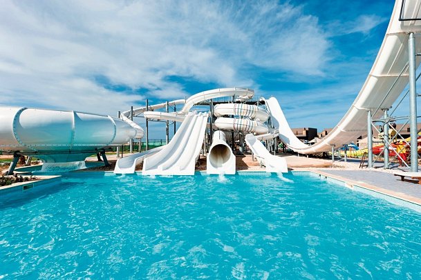 Sentido Naga Bay