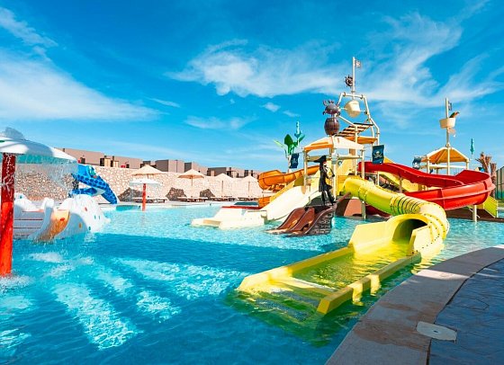 Sentido Naga Bay