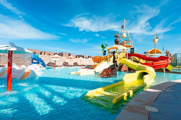 Sentido Naga Bay