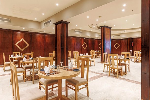 SUNRISE Alora Aqua Park Resort