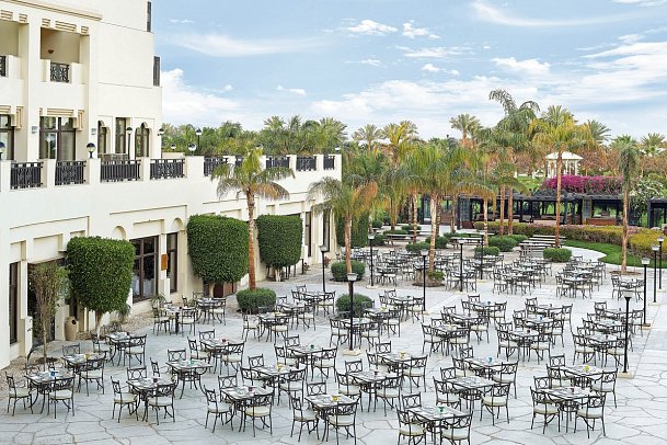 Steigenberger ALDAU Beach Hotel - Terrasse Tamarind Restaurant