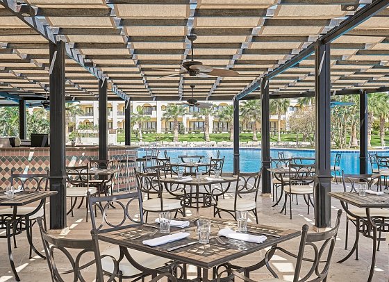 Steigenberger ALDAU Beach Hotel - Bwala Pool Bar