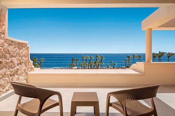 Pickalbatros Citadel Resort - Beispiel Balkon Doppelzimmer Deluxe Meerblick (Zimmercodierungen DDM & DC1)