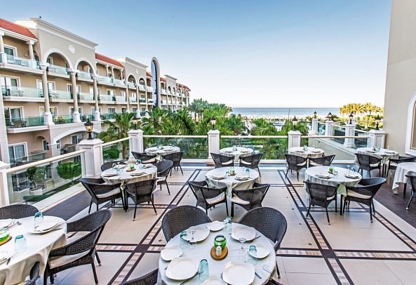 Premier Le Rêve Hotel & Spa