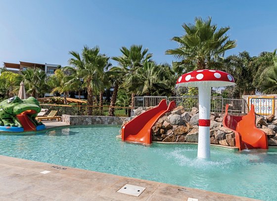 Fort Arabesque Resort & Spa