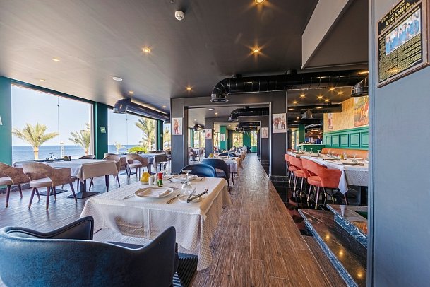 Serenity Alpha Beach