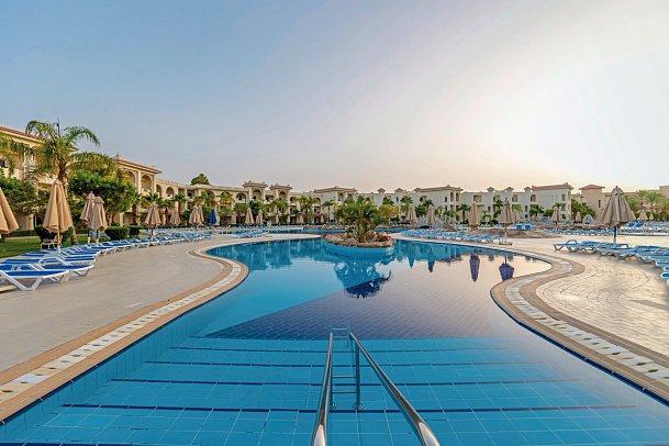 Serenity Alpha Beach