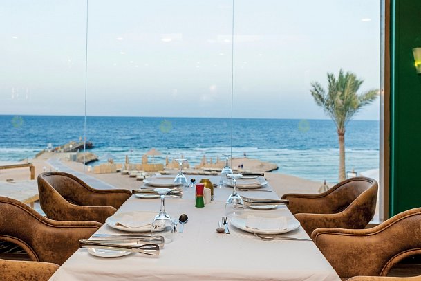 Serenity Alpha Beach