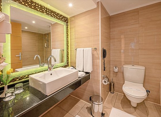 Amwaj Beach Club Abu Soma - Beispiel Bad (Zimmercodierungen DP1, DGP, DCP, DGM, DCM, DCN, DGN, UDM, FVP, F1P & DDM)
