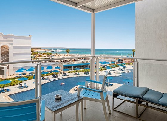 Pickalbatros Blu Spa Resort - Beispiel Balkon Doppelzimmer Elite Meerblick (Zimmercodierung DSM)