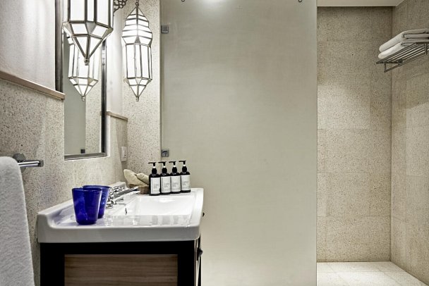 Ali Pasha Hotel - Beispiel Bad Ali Pasha Suite (Zimmercodierungen WB1 & WB2)