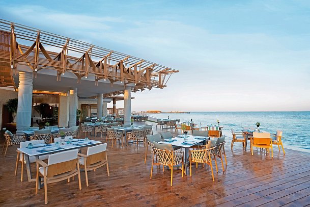 Rixos Premium Magawish Suites & Villas