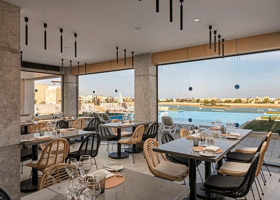 Creek Hotel & Residences El Gouna