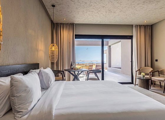 Aldiana Club Naga Bay - Wohnbeispiel Swim Up Juniorsuite (Zimmercodierung JBQ)
