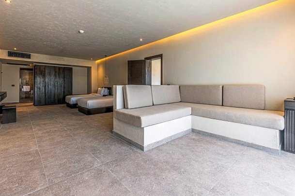 Aldiana Club Naga Bay - Wohnbeispiel Swim Up Familiensuite (Zimmercodierung WBQ)