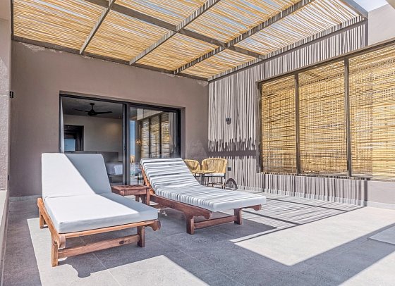Aldiana Club Naga Bay - Wohnbeispiel Swim Up Juniorsuite Meerblick (Zimmercodierung J1Q)