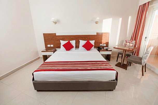 Golden Beach Resort - Wohnbeispiel Doppelzimmer Standard Meerblick (Zimmercodierungen DGM & DCM)