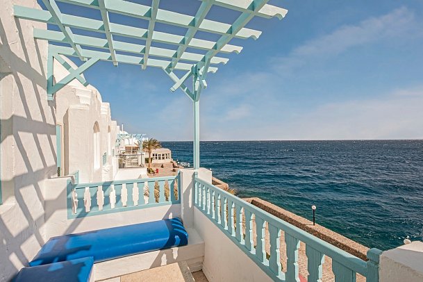 Arabella Azur Resort - Beispiel Balkon Doppelzimmer Standard Meerblick (Zimmercodierungen DGM & DCM)