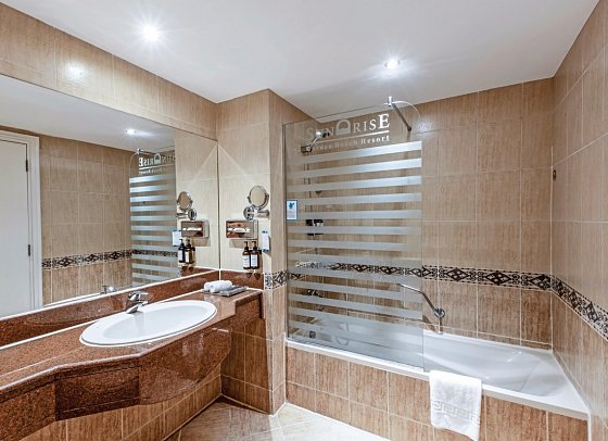 SUNRISE Garden Beach Resort - Beispiel Bad Doppelzimmer Superior (Zimmercodierungen DS1, DG3, DC1, DGG, DCG, DSN & DCN)