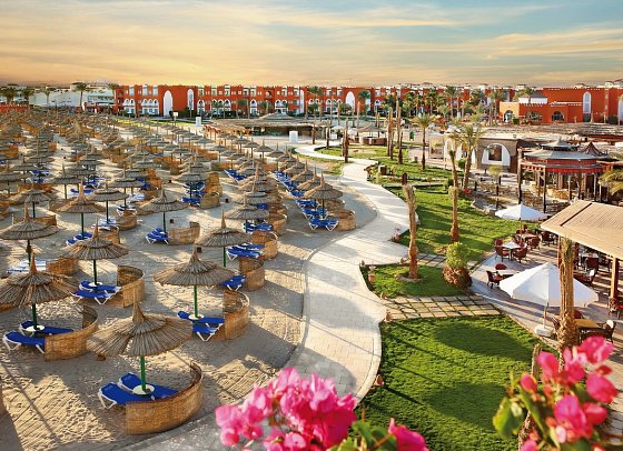 SUNRISE Garden Beach Resort
