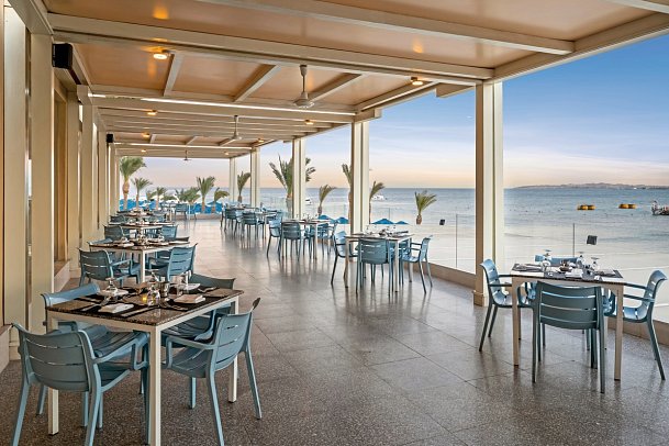 Beach Albatros Resort