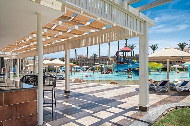 Beach Albatros Resort