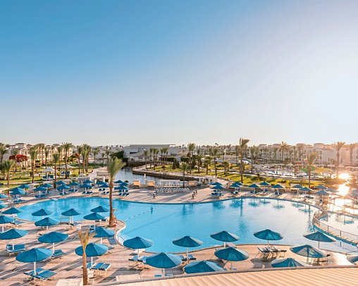 Pickalbatros Dana Beach Resort