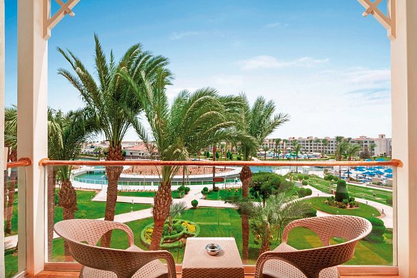 Pickalbatros Dana Beach Resort - Wohnbeispiel Familienzimmer (Zimmercodierung FVP)