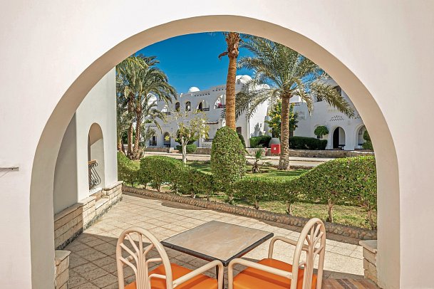 Arabia Azur Resort - Beispiel Terrasse Doppelzimmer Standard (Zimmercodierungen DG1, DP1 & DC1)