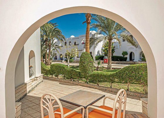 Arabia Azur Resort - Beispiel Terrasse Doppelzimmer Standard (Zimmercodierungen DG1, DCG, DP1 & DC1)