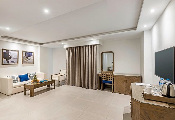 SUNRISE Holidays Resort - Wohnbeispiel Juniorsuite Stadtblick (Zimmercodierung JB1)