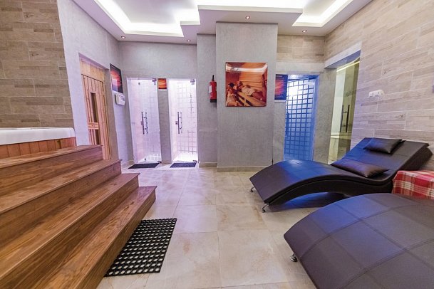 SUNRISE Holidays Resort