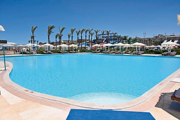 SUNRISE Serano Aqua Park Resort