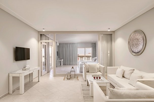 Sindbad Club - Wohnbeispiel Familiensuite Deluxe 2 Schlafzimmer Meerblick (Zimmercodierung WI1)