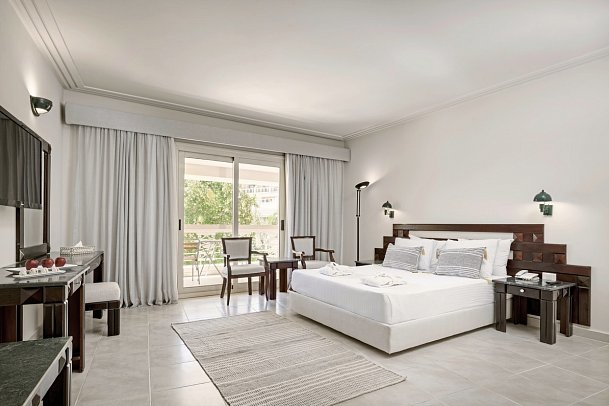 Sindbad Club - Wohnbeispiel Doppelzimmer Premium Poolblick (Zimmercodierungen DMP, DM1 & DC2)