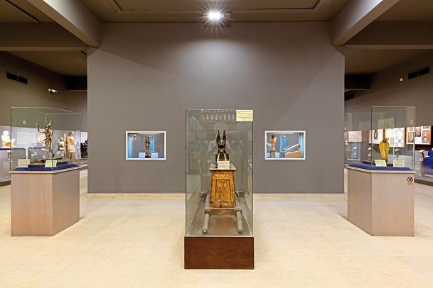 Pickalbatros Alf Leila Wa Leila Resort - Neverland Hurghada - Ägyptisches Museum