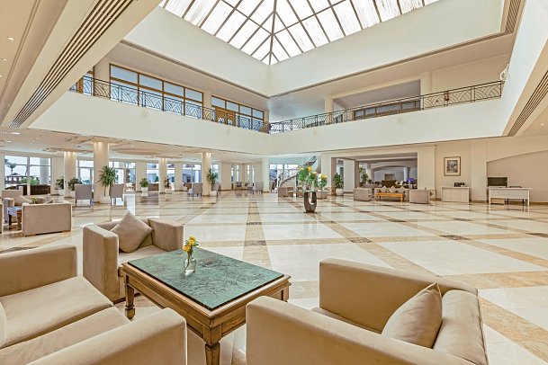 SUNRISE Alma Bay Resort