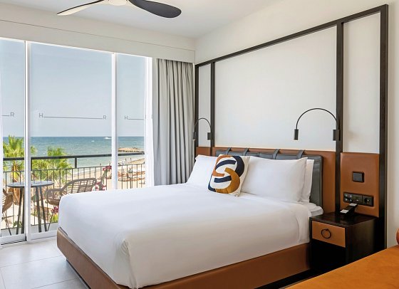 Riomar Ibiza, a Tribute Portfolio Hotel by Marriott - Wohnbeispiel Doppelzimmer Premium Meerblick (Zimmercodierungen D3M & D4M)