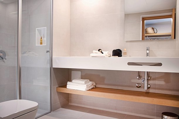 Pinomar - Beispiel Bad (Zimmercodierungen AB1 & OB1)