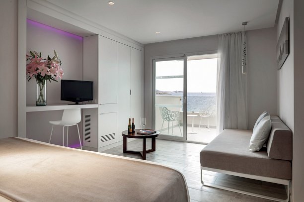 Sentido Garbi Ibiza & Spa - Wohnbeispiel Doppelzimmer seitl. Meerblick