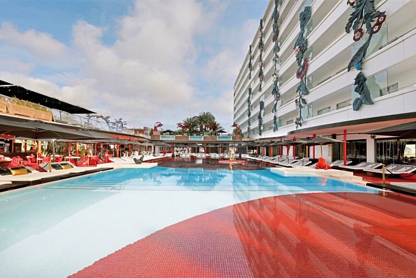 Ushuaïa Ibiza Beach