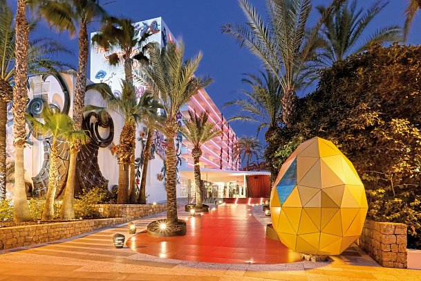 Ushuaïa Ibiza Beach