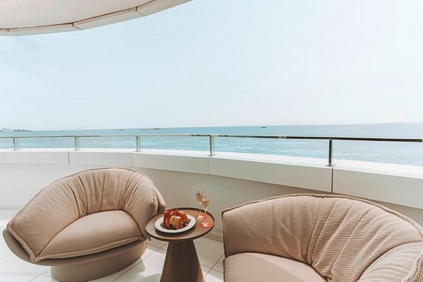 The Unexpected Ibiza Hotel - Beispiel Balkon (Zimmercodierung DBM)